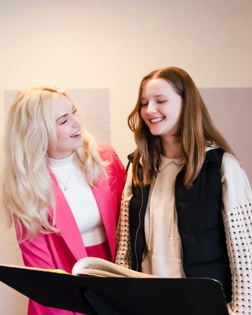 Baylee Scribner teaching a music lesson at Baylee's Music Academy